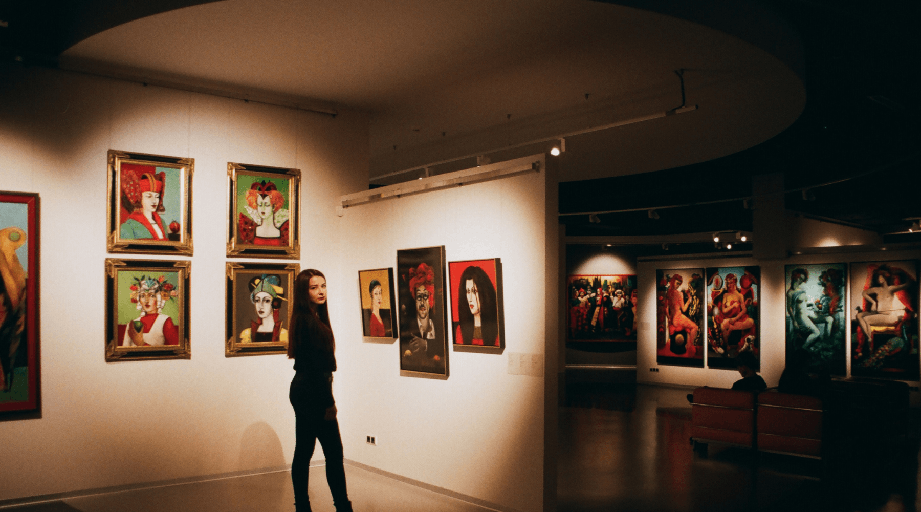 Exclusive art showcase & auction
